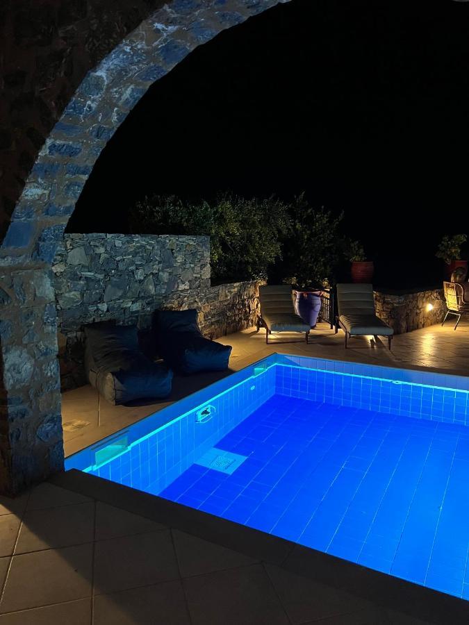 Villa Helios เอลุนดา ภายนอก รูปภาพ