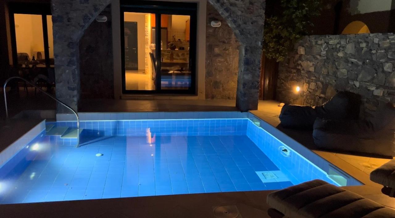 Villa Helios เอลุนดา ภายนอก รูปภาพ